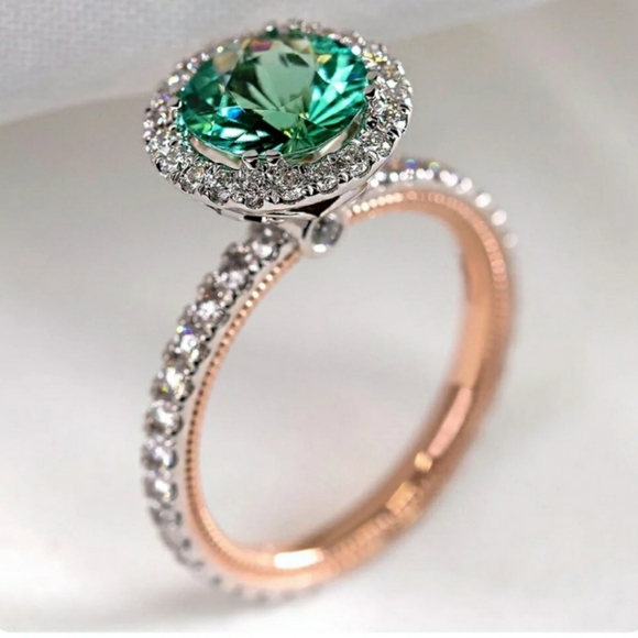 New Green Cubic Zirconia Two Tone Ring - Picture 2 of 8